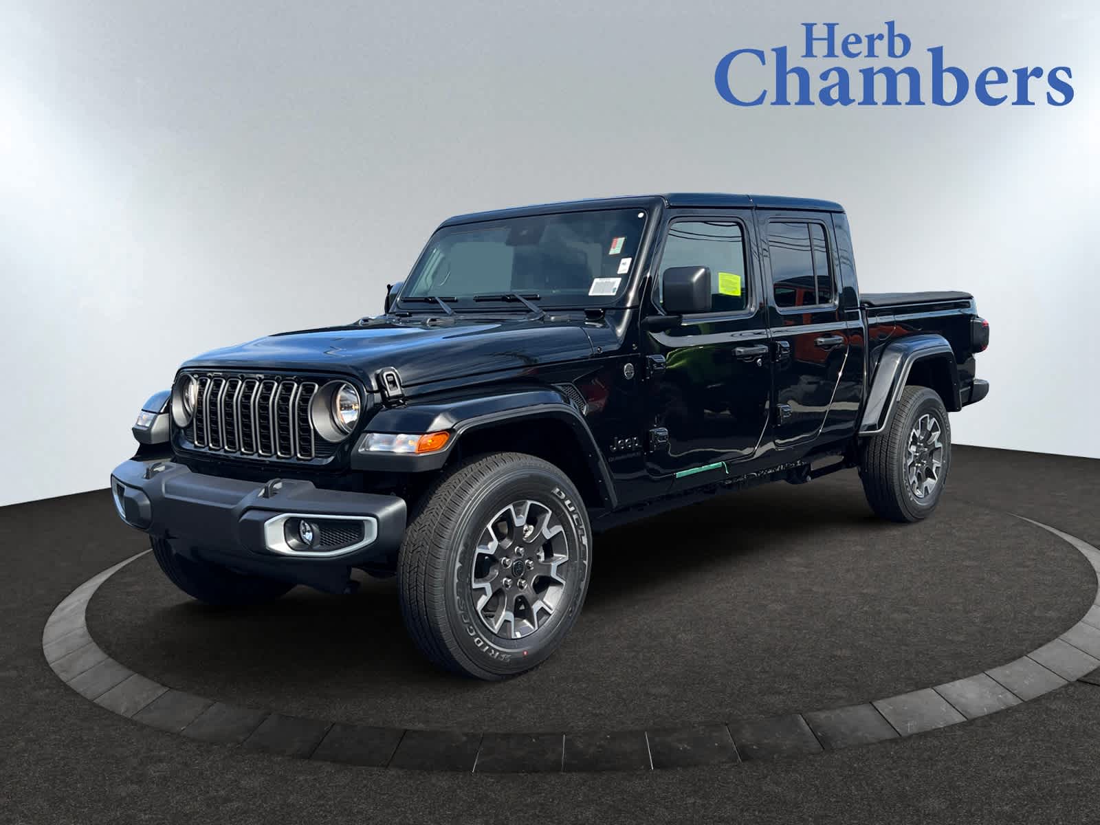 new 2025 Jeep Gladiator car, priced at $55,925