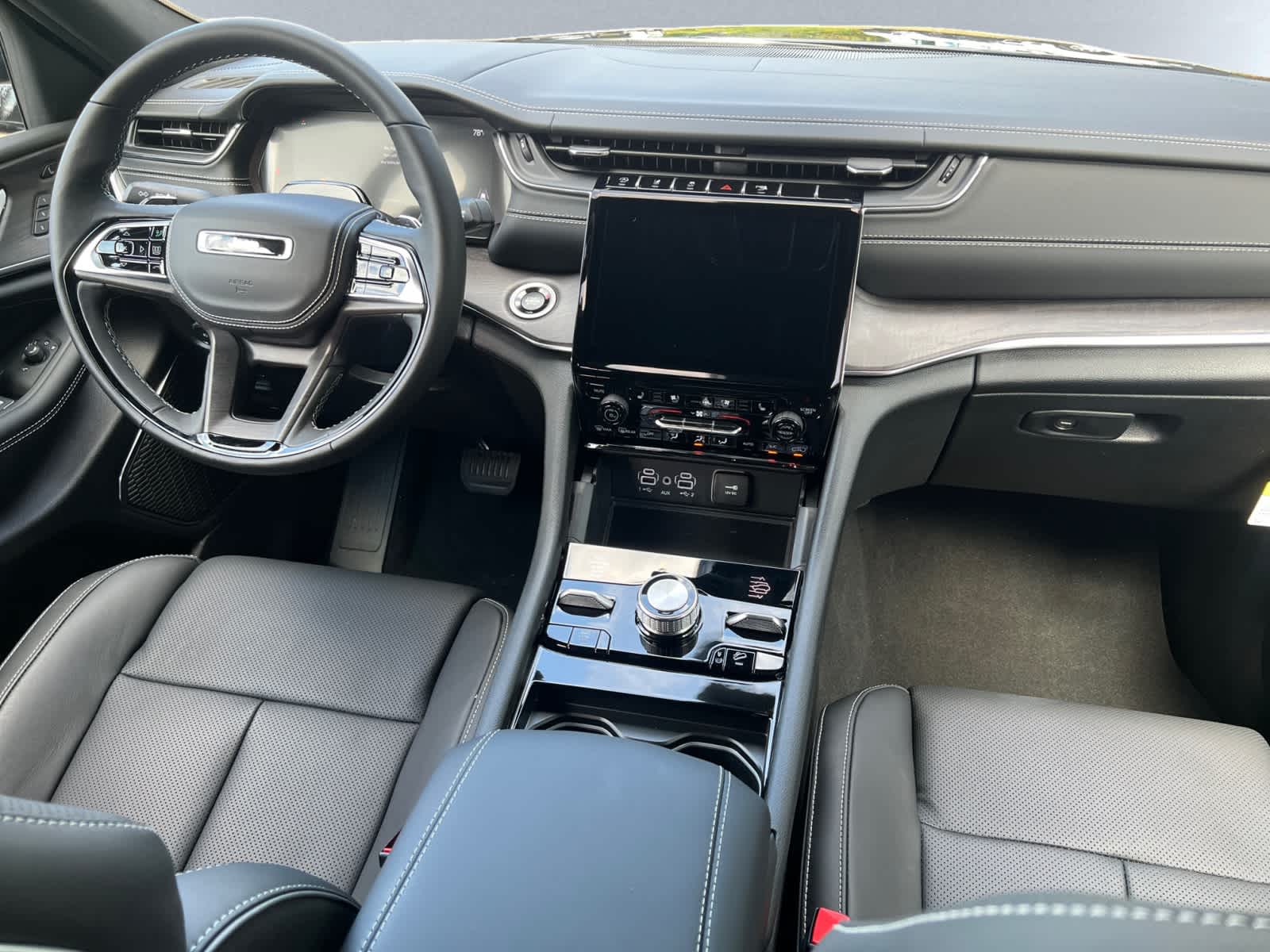 new 2025 Jeep Grand Cherokee car, priced at $65,125