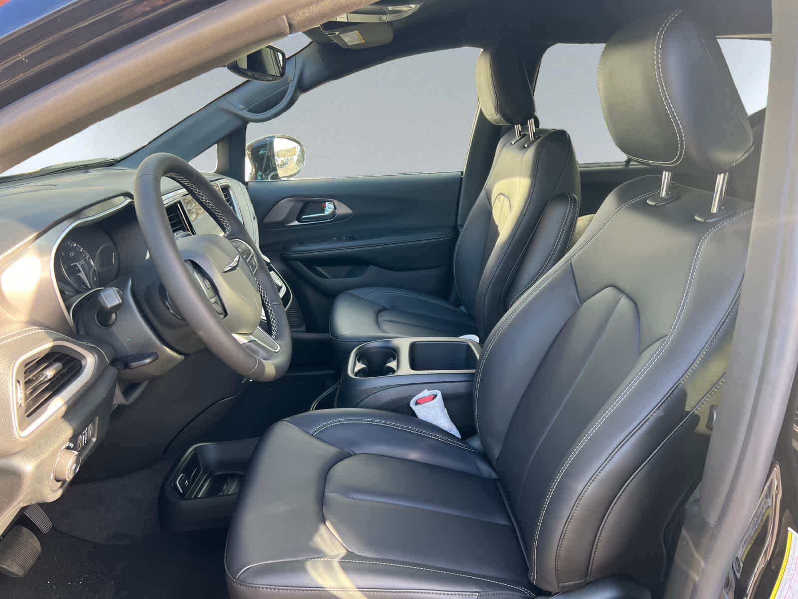 new 2026 Chrysler Pacifica car, priced at $46,335