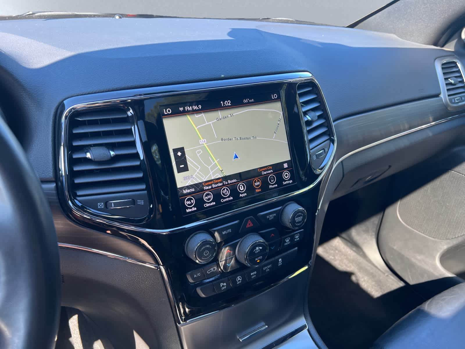 used 2022 Jeep Grand Cherokee WK car, priced at $30,497