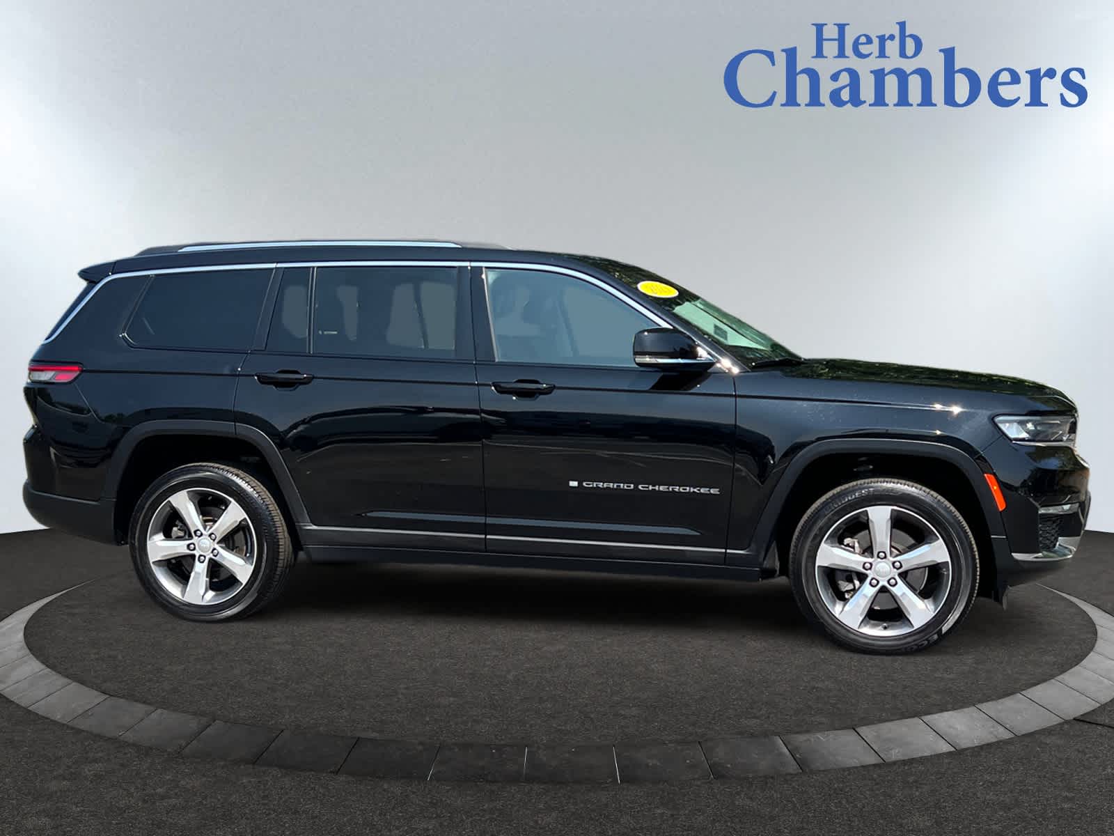 used 2021 Jeep Grand Cherokee L car, priced at $28,998