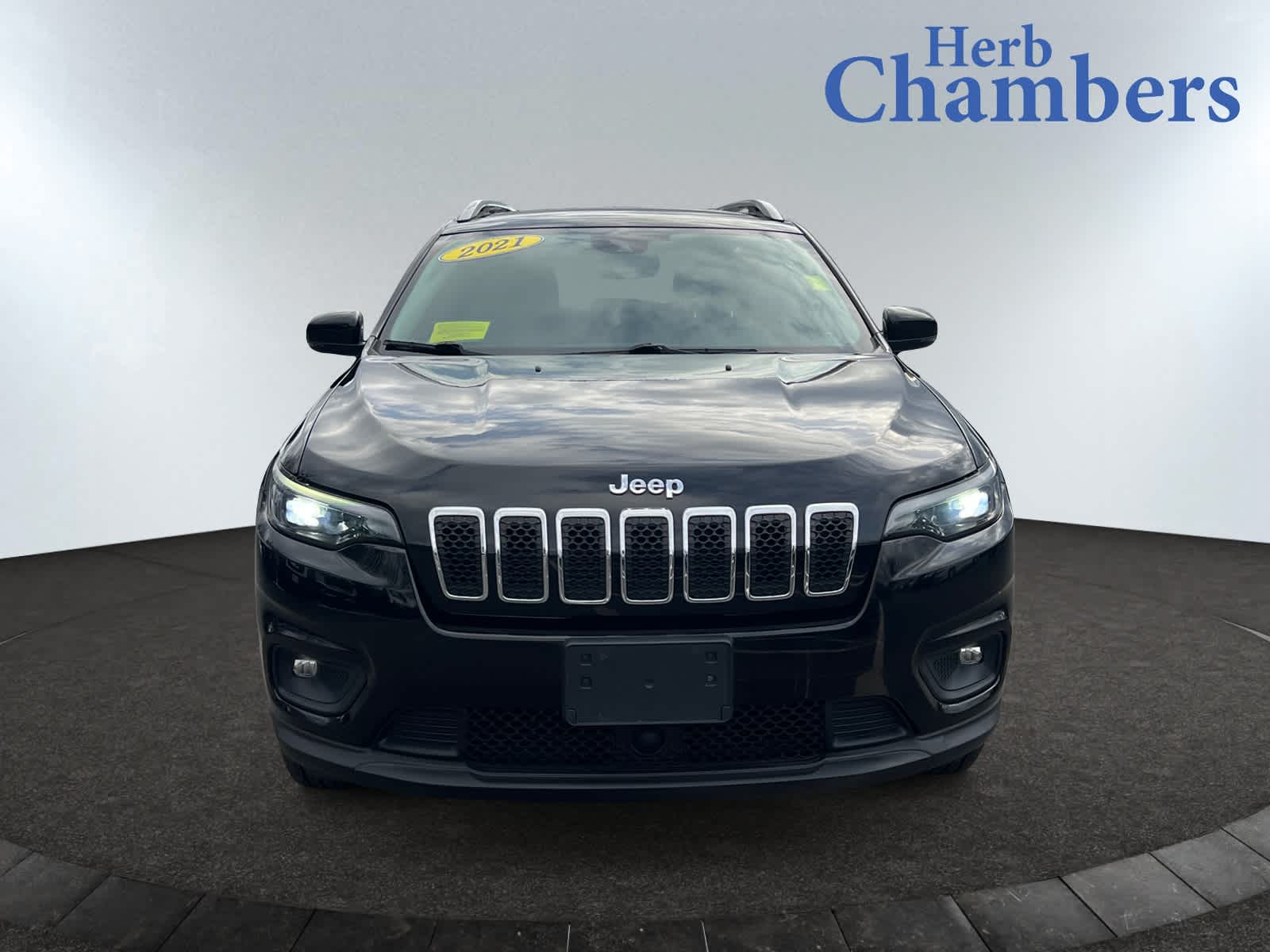 used 2021 Jeep Cherokee car, priced at $20,497