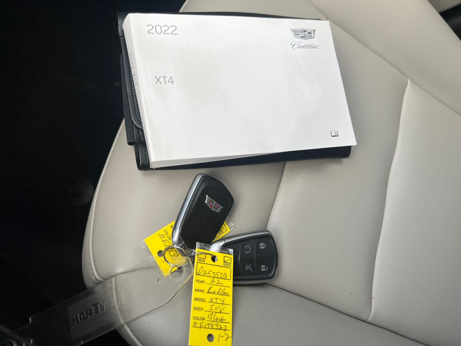 used 2022 Cadillac XT4 car, priced at $28,998