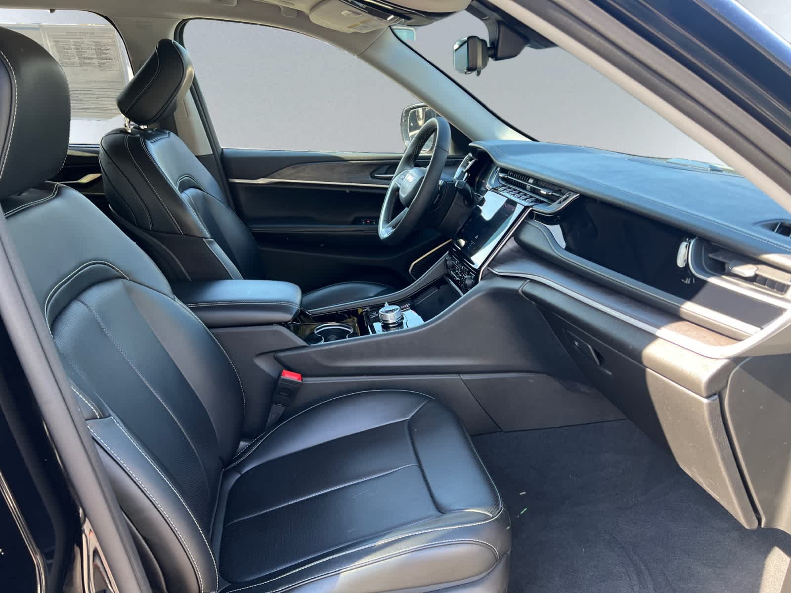 used 2023 Jeep Grand Cherokee 4xe car, priced at $33,497