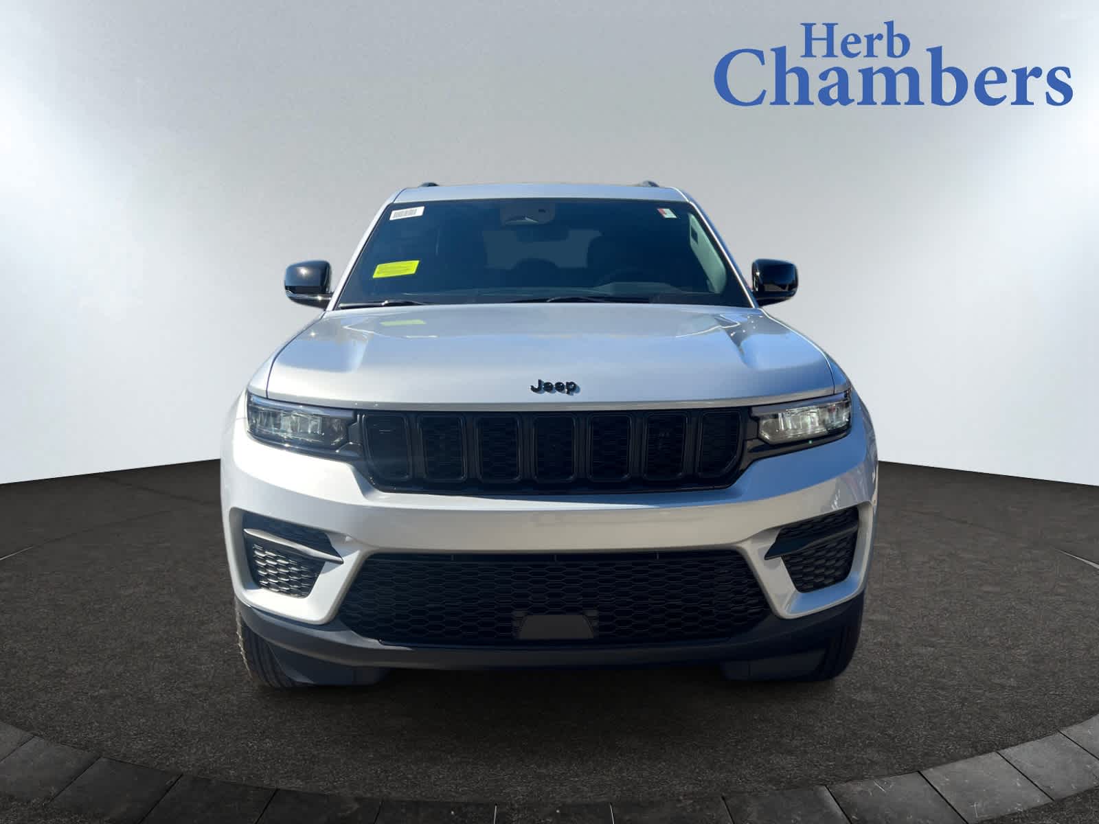 new 2025 Jeep Grand Cherokee car, priced at $42,630