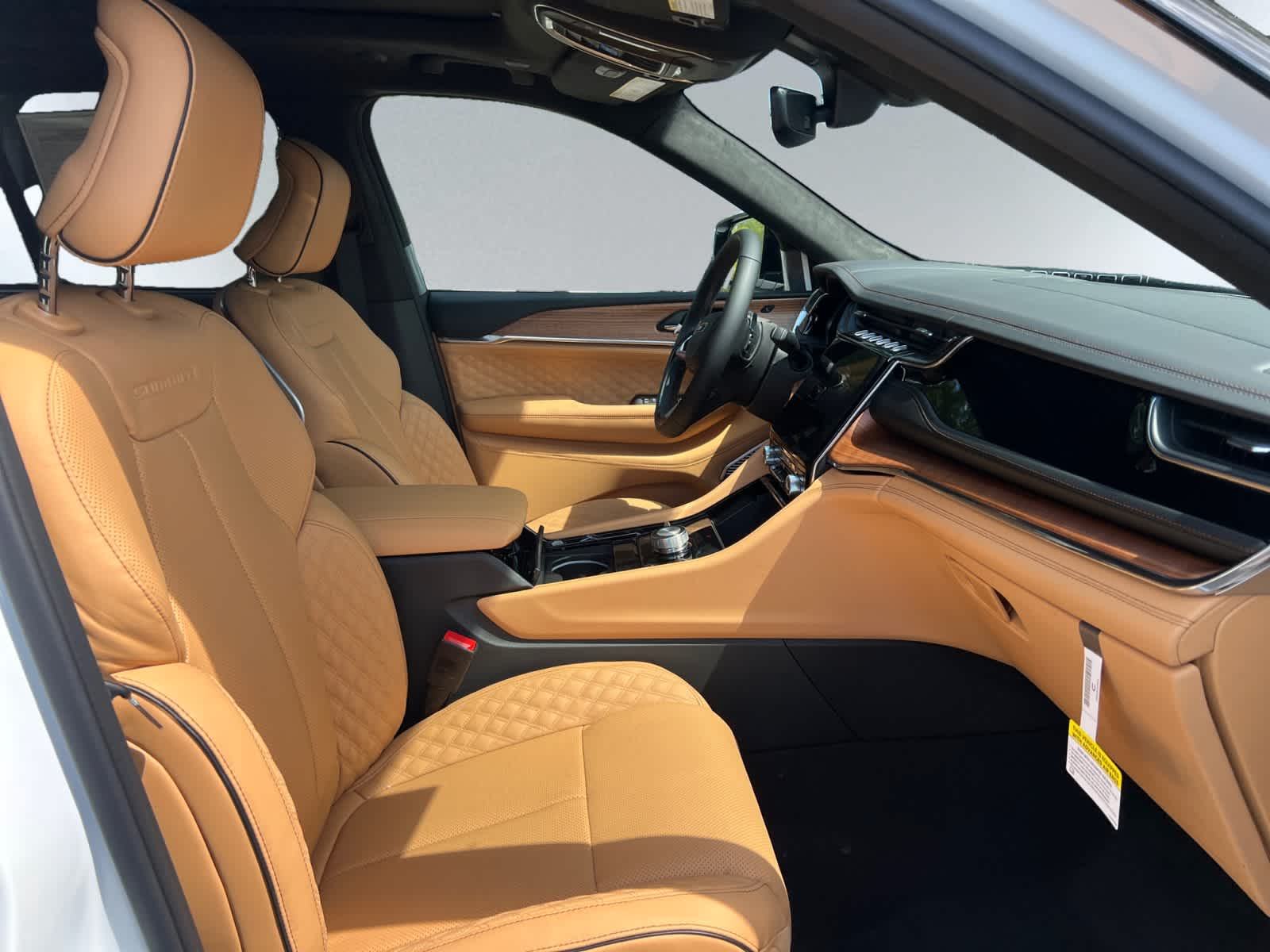 new 2025 Jeep Grand Cherokee car, priced at $63,865