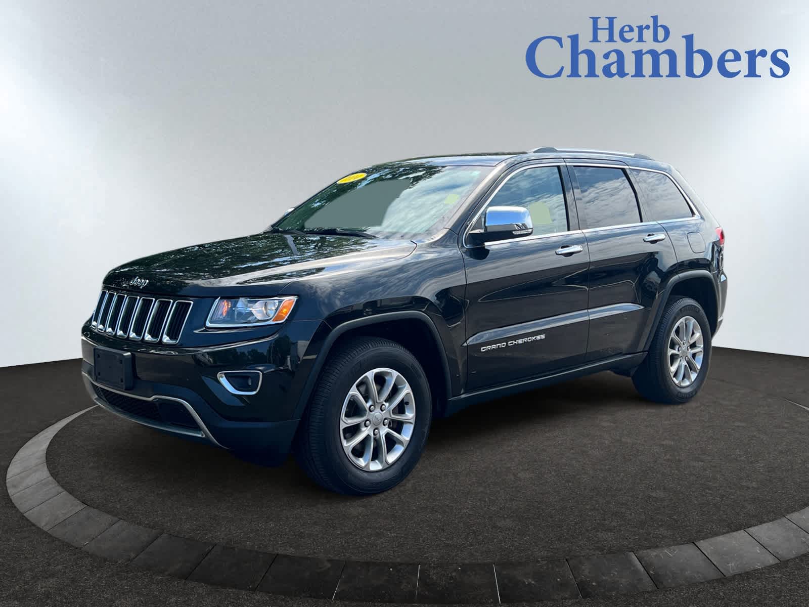 used 2014 Jeep Grand Cherokee car, priced at $15,598