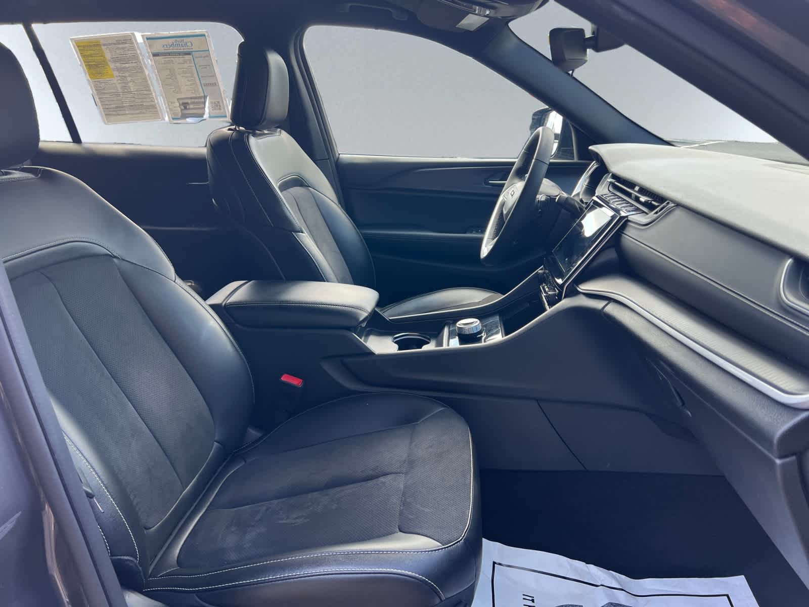 used 2024 Jeep Grand Cherokee L car, priced at $33,097