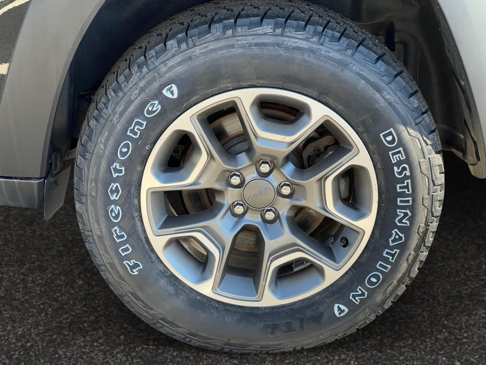 used 2021 Jeep Cherokee car, priced at $25,497