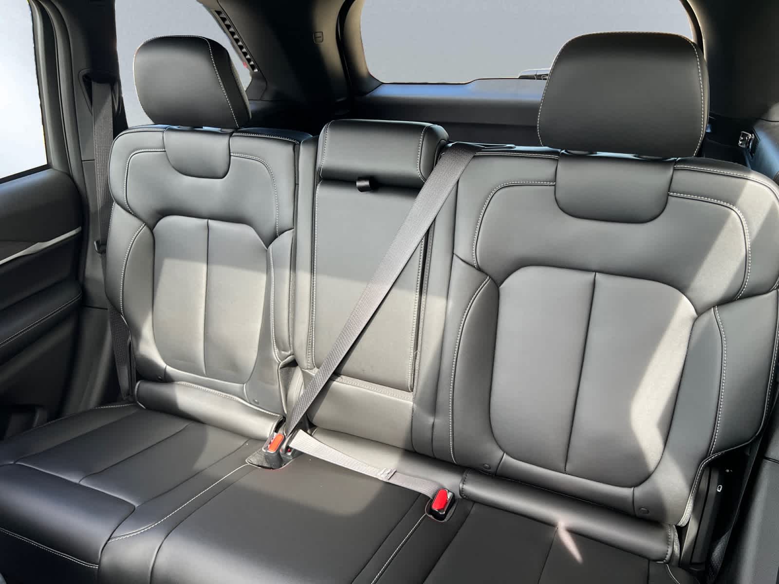 new 2025 Jeep Grand Cherokee car, priced at $46,310