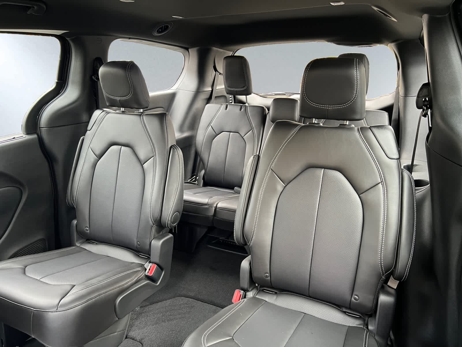 new 2026 Chrysler Pacifica car, priced at $45,865