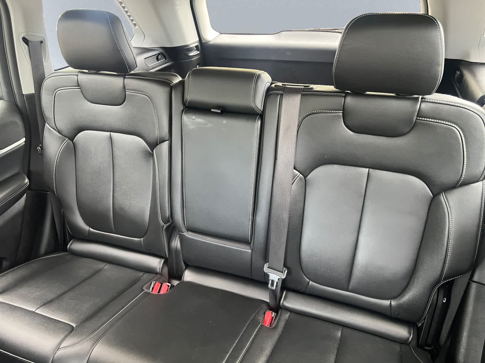 used 2023 Jeep Grand Cherokee car, priced at $37,097