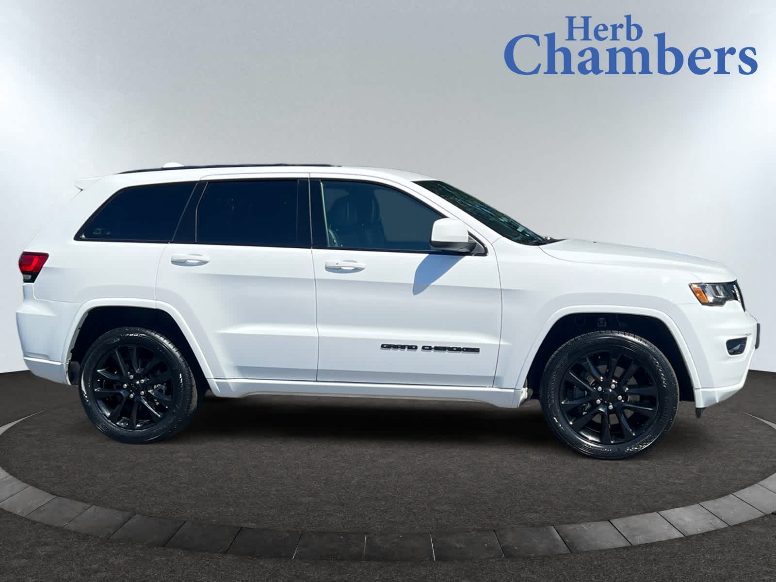 used 2021 Jeep Grand Cherokee car, priced at $20,497