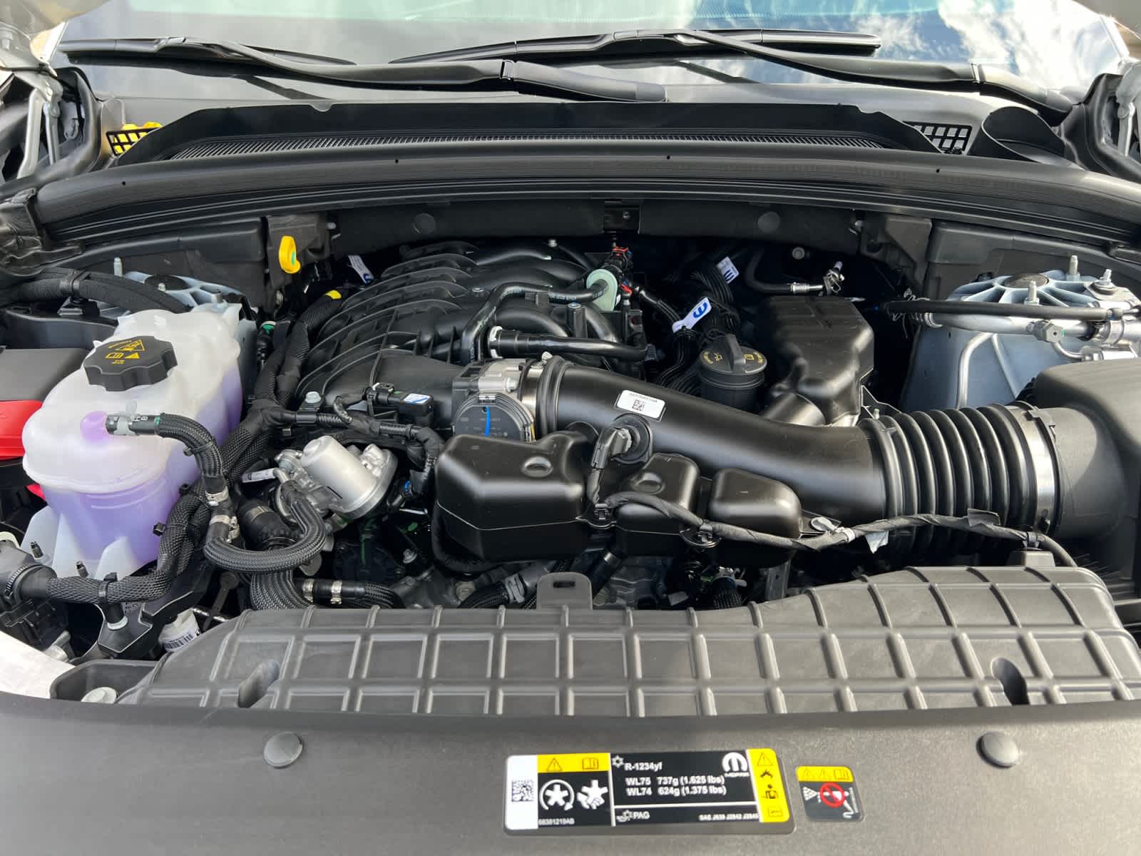 new 2025 Jeep Grand Cherokee car, priced at $44,675