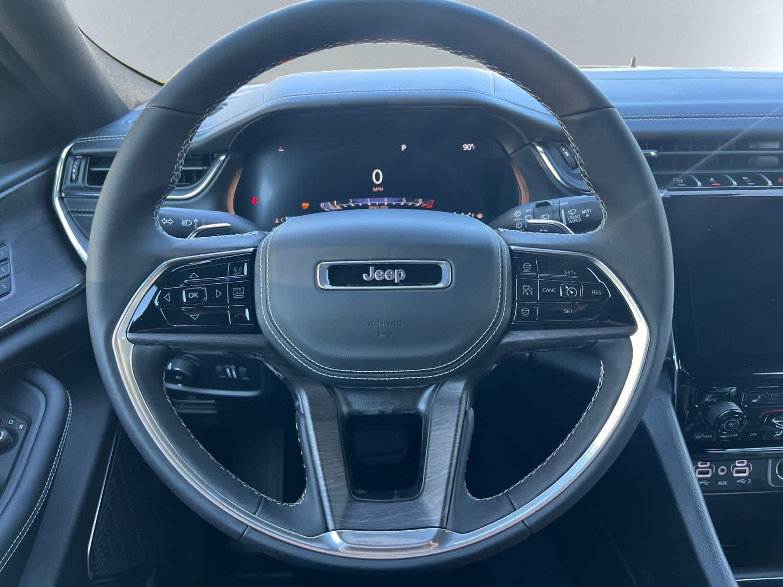 new 2025 Jeep Grand Cherokee car, priced at $57,485