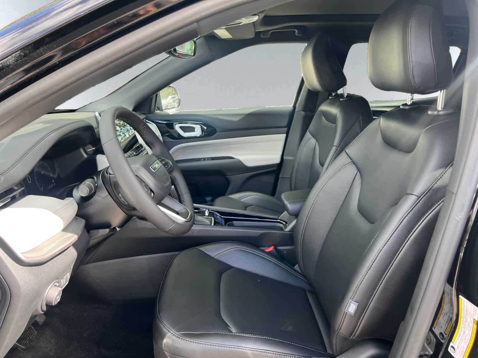 new 2026 Jeep Compass car, priced at $38,625