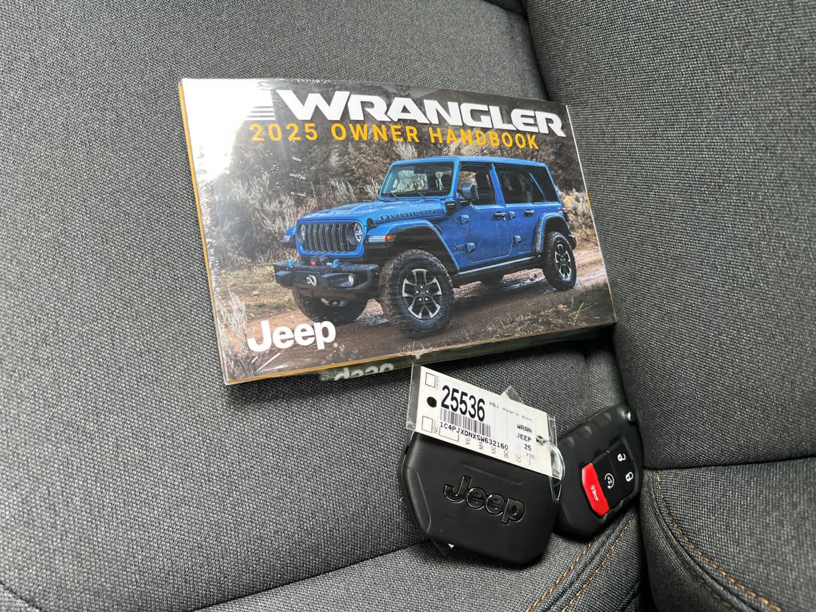 new 2025 Jeep Wrangler car, priced at $53,870