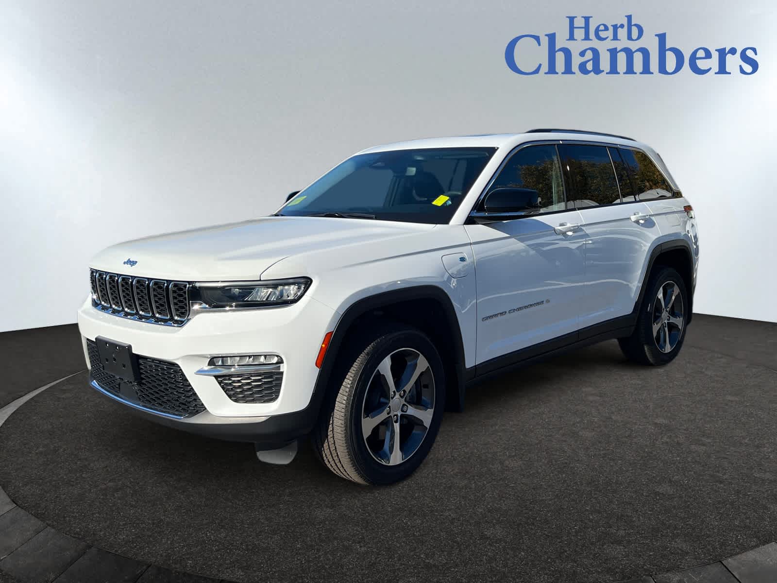 used 2022 Jeep Grand Cherokee 4xe car, priced at $35,497