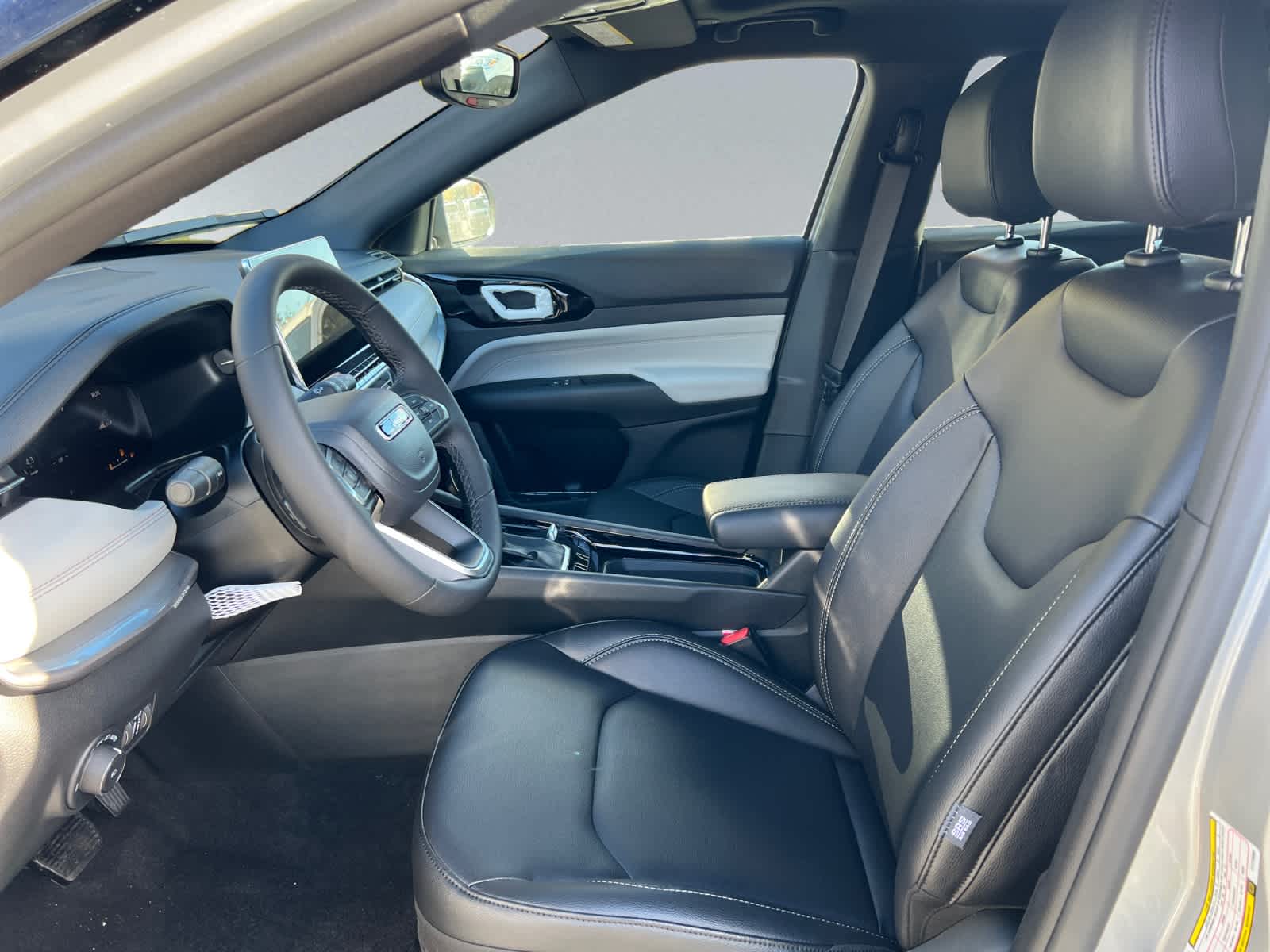 new 2026 Jeep Compass car, priced at $38,625