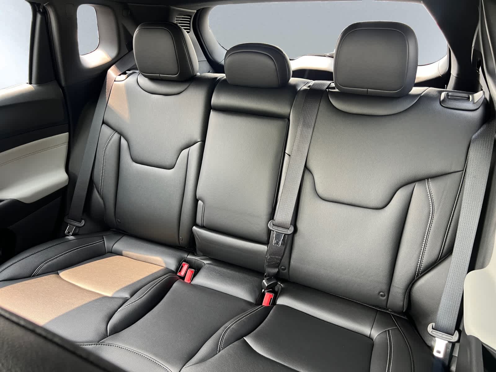 new 2025 Jeep Compass car, priced at $37,260