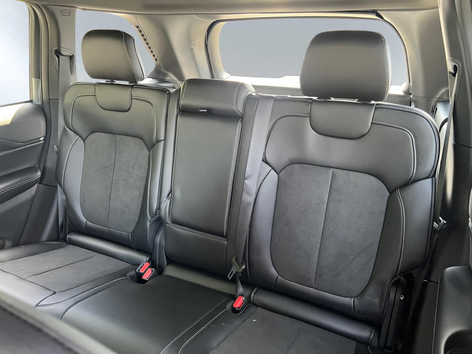 new 2025 Jeep Grand Cherokee car, priced at $42,630
