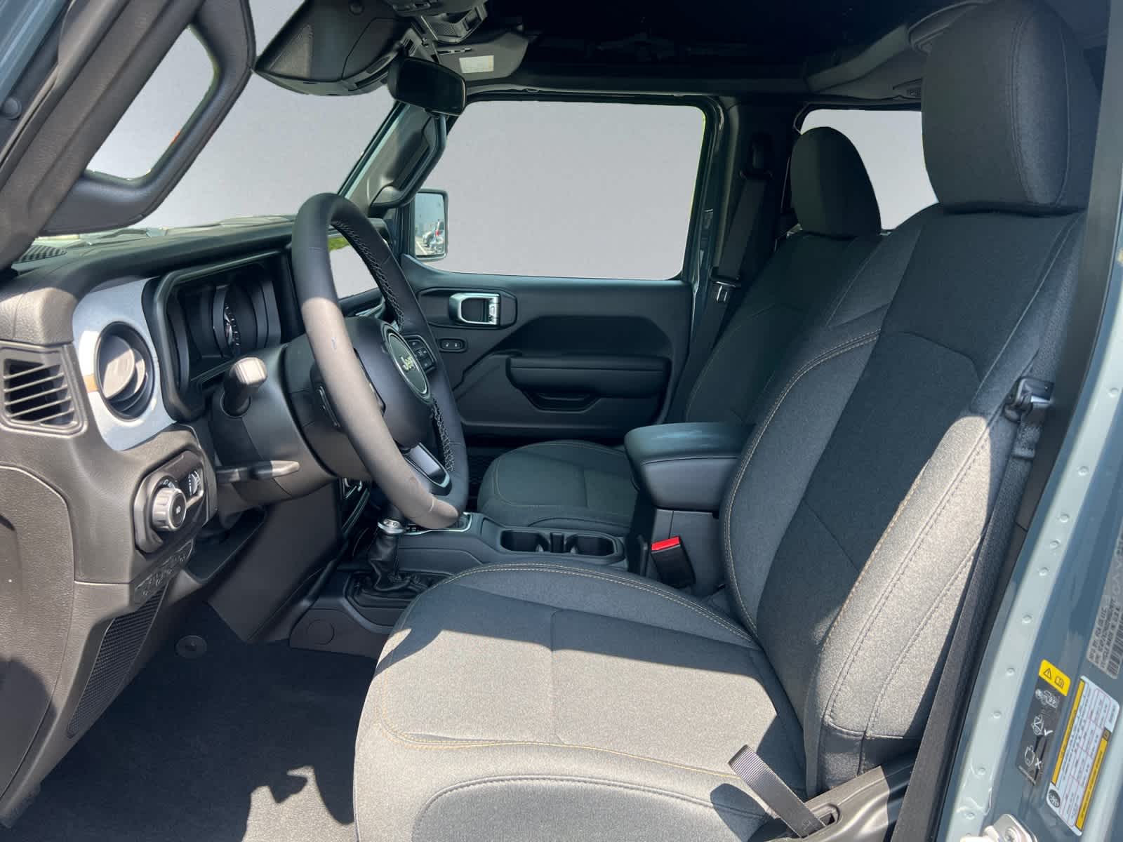 new 2025 Jeep Wrangler car, priced at $47,810