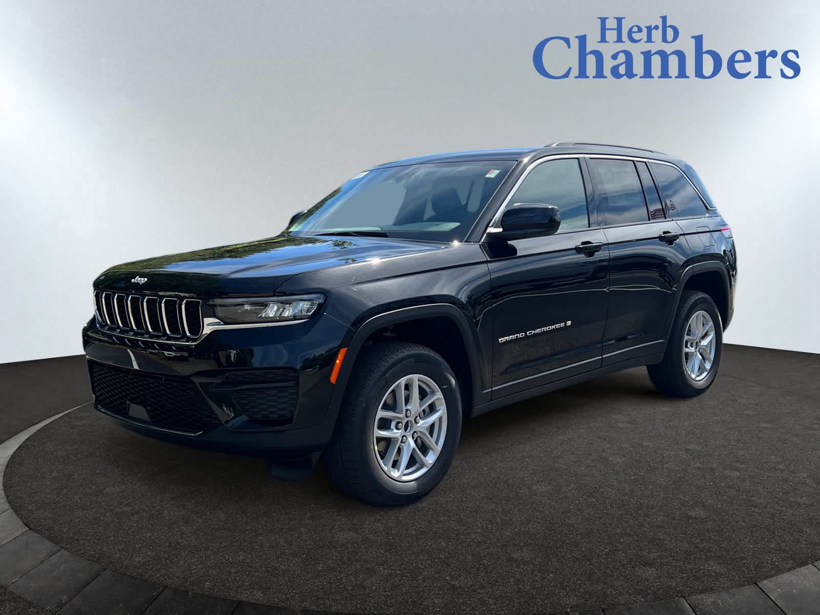 new 2025 Jeep Grand Cherokee car, priced at $41,370