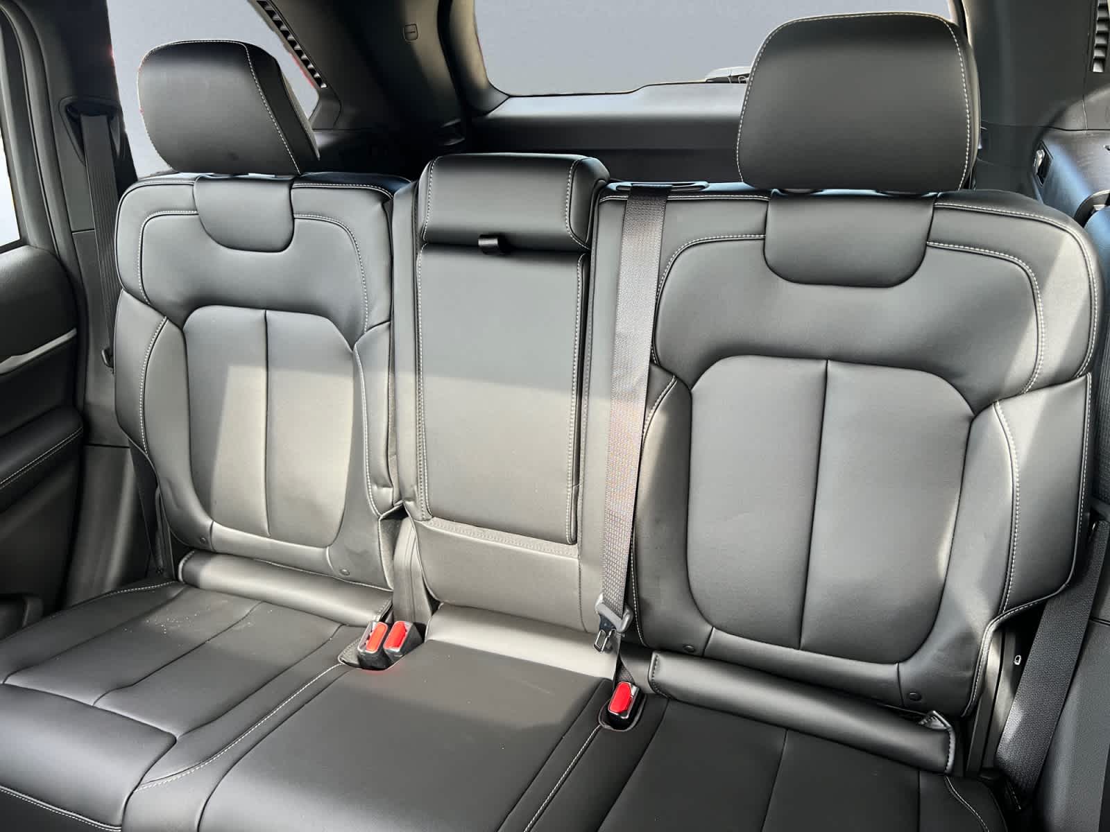 new 2025 Jeep Grand Cherokee car, priced at $46,905