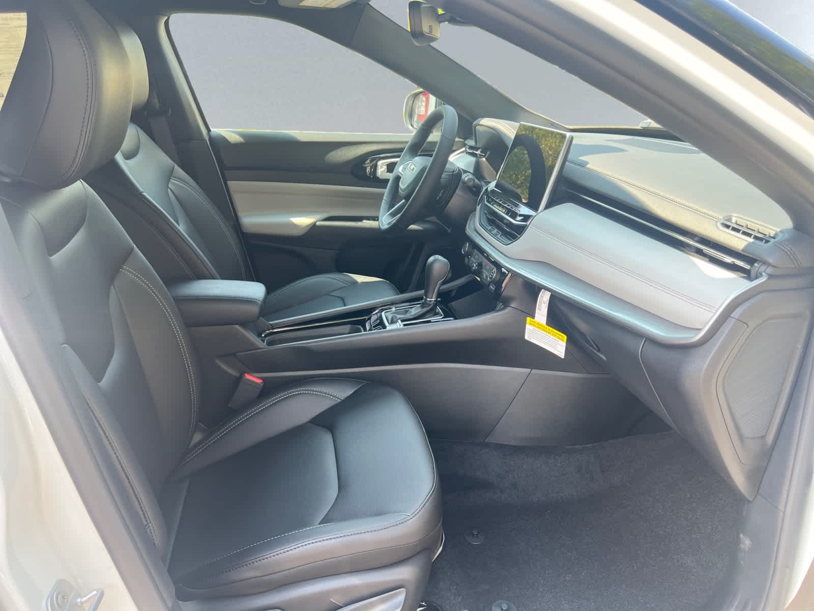 new 2025 Jeep Compass car, priced at $37,765