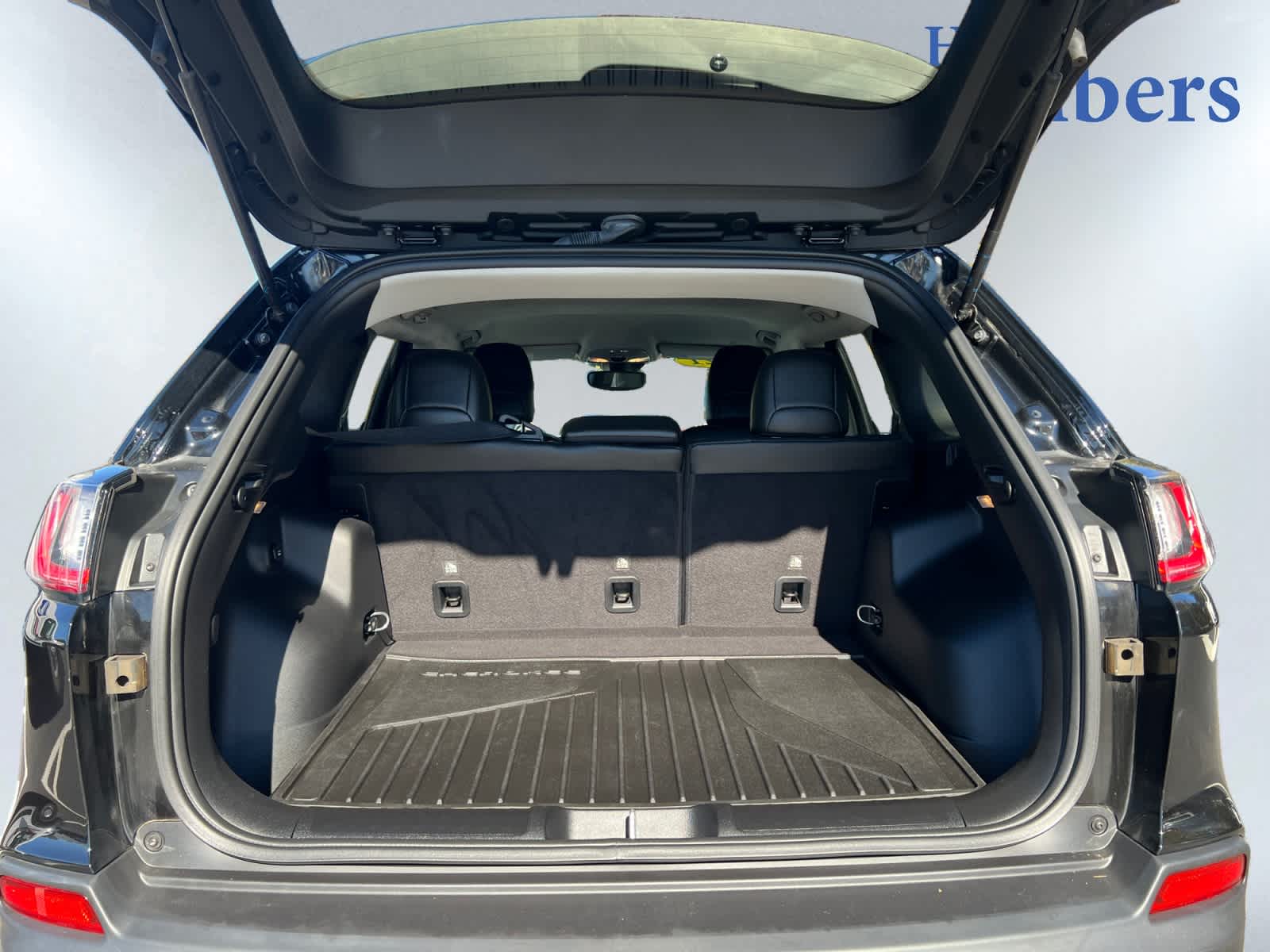 used 2021 Jeep Cherokee car, priced at $25,497