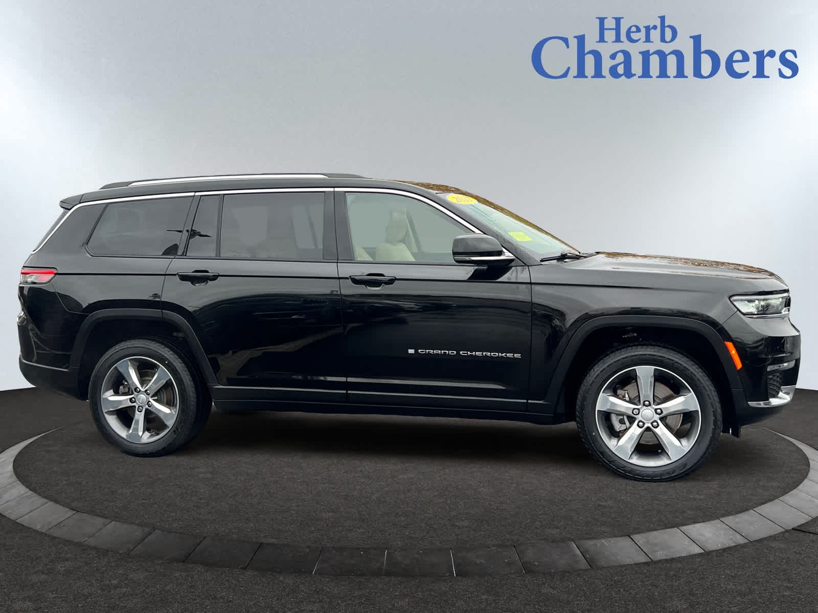 used 2021 Jeep Grand Cherokee L car, priced at $30,197