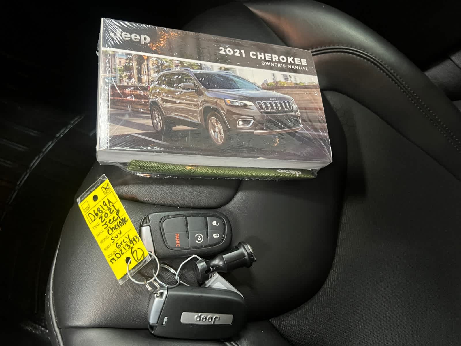 used 2021 Jeep Cherokee car, priced at $19,997