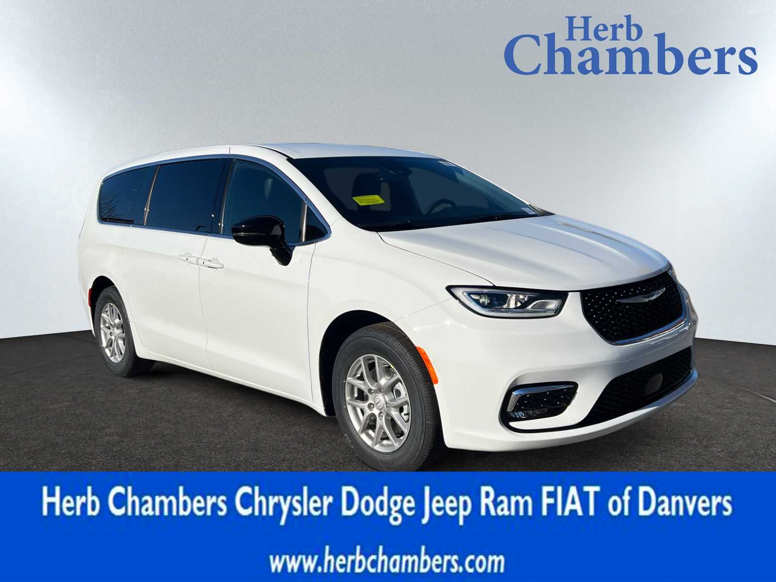 new 2026 Chrysler Pacifica car, priced at $46,335