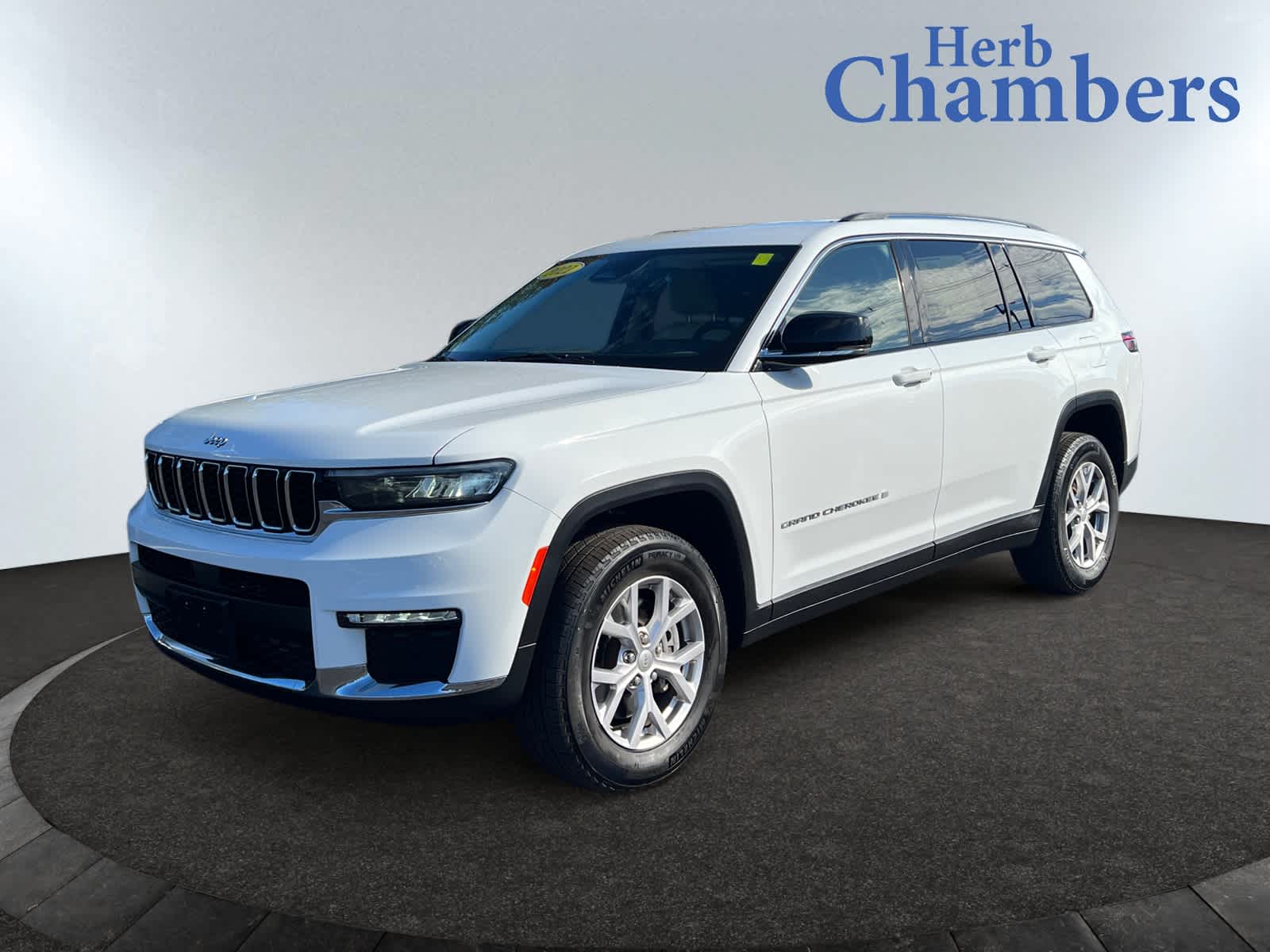 used 2021 Jeep Grand Cherokee L car, priced at $30,197