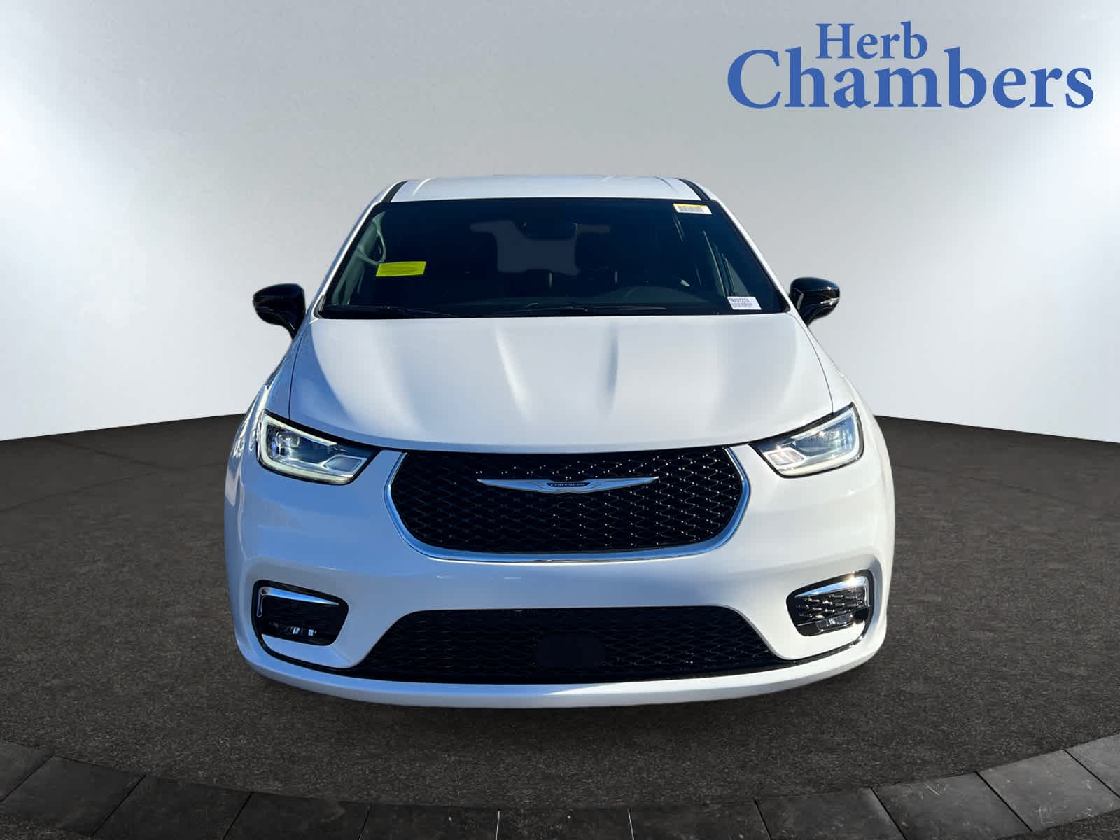 new 2026 Chrysler Pacifica car, priced at $46,335