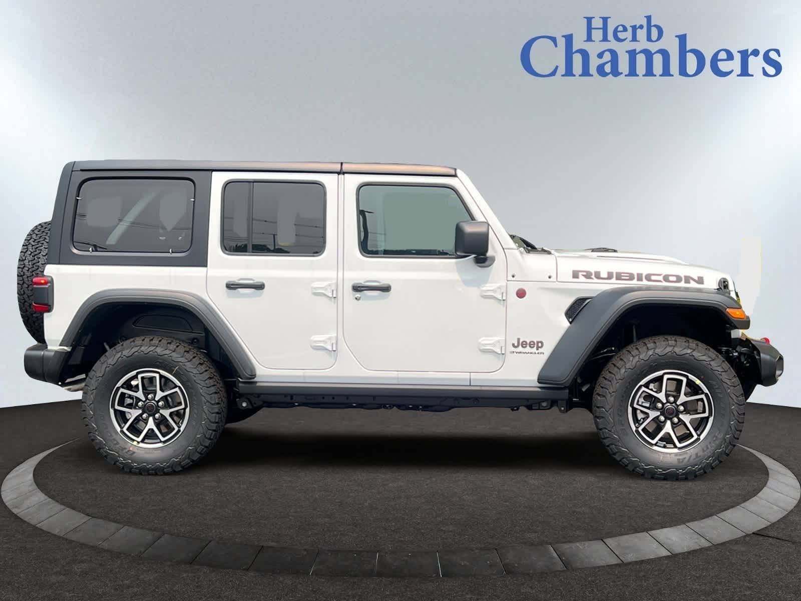 new 2025 Jeep Wrangler car, priced at $59,405