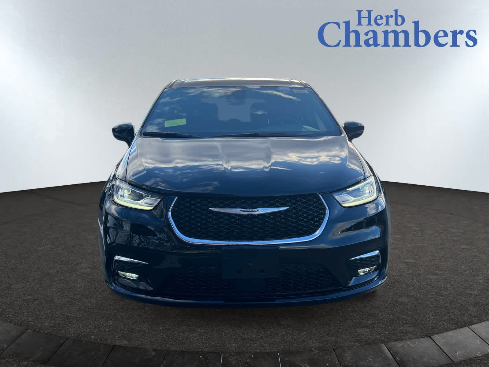 new 2026 Chrysler Pacifica car, priced at $46,335