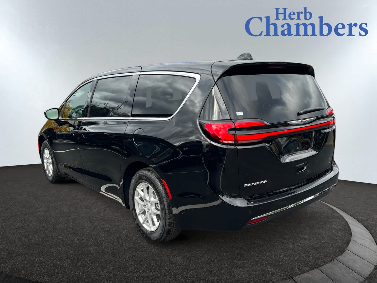 new 2026 Chrysler Pacifica car, priced at $45,865