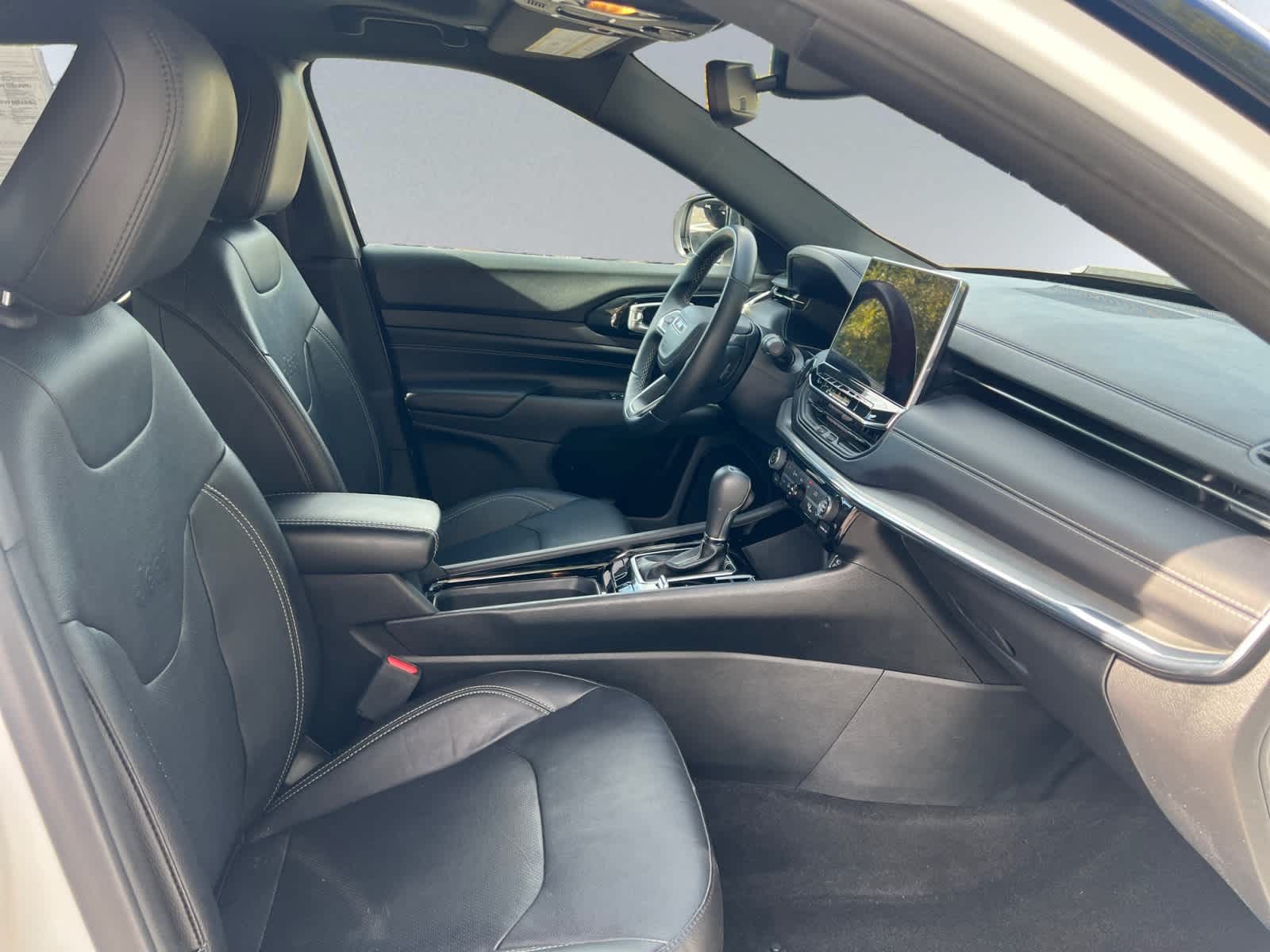 used 2022 Jeep Compass car, priced at $26,497