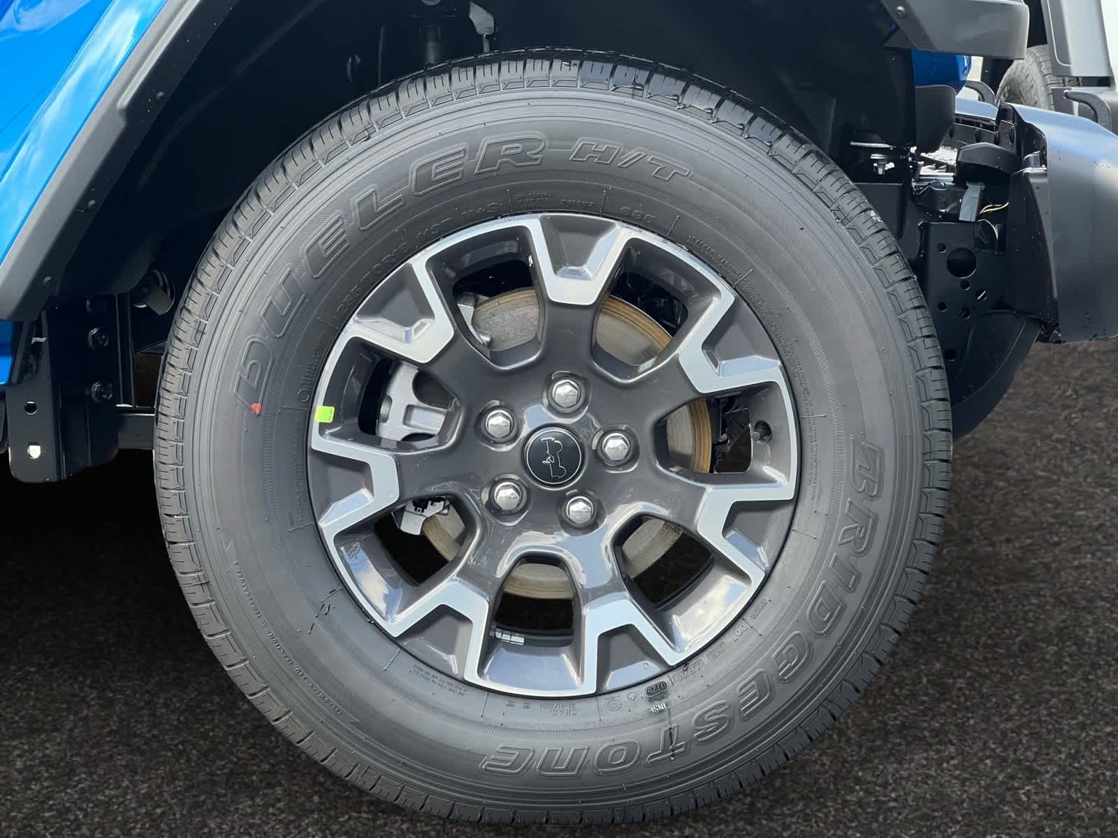 new 2025 Jeep Gladiator car, priced at $55,925