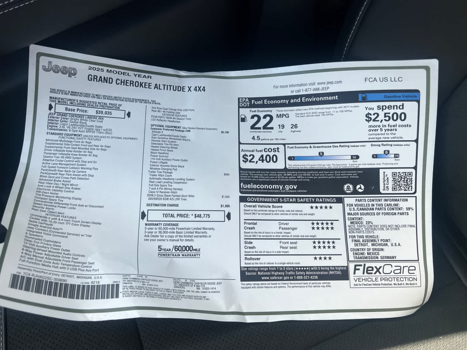 new 2025 Jeep Grand Cherokee car, priced at $44,675