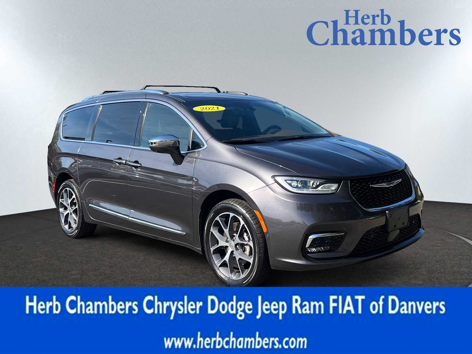 used 2021 Chrysler Pacifica car, priced at $34,497