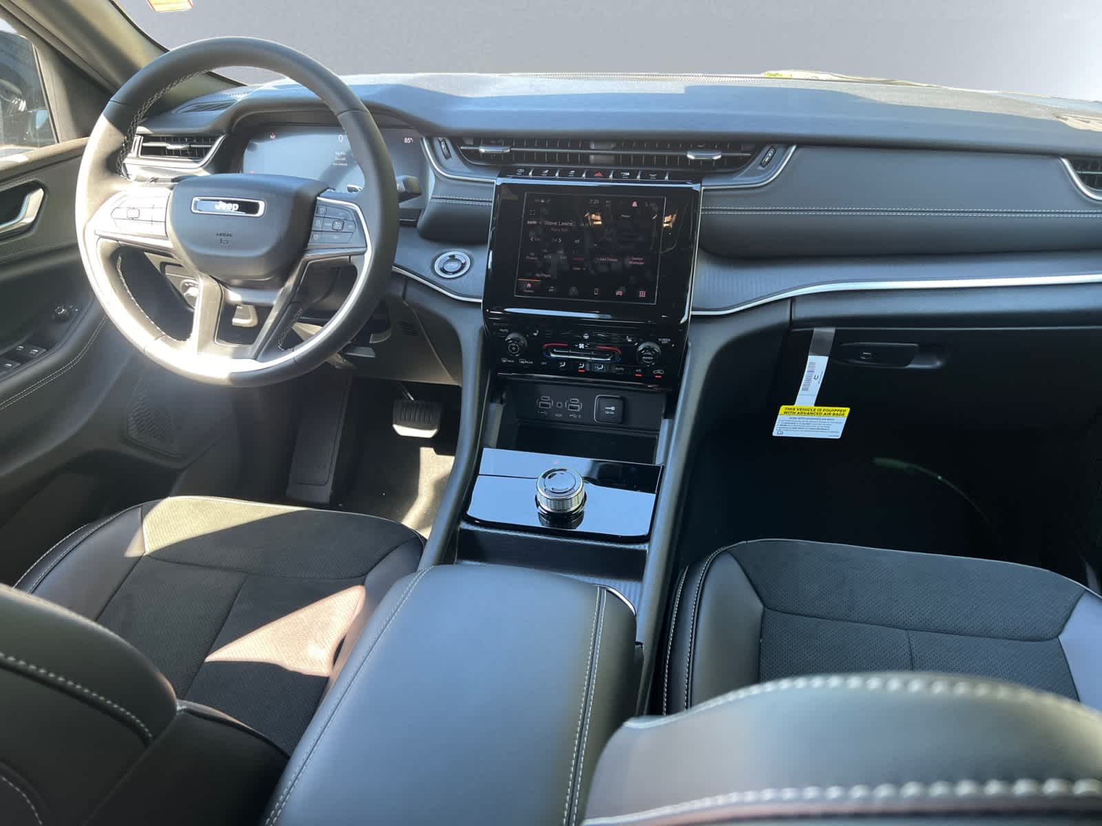 new 2025 Jeep Grand Cherokee car