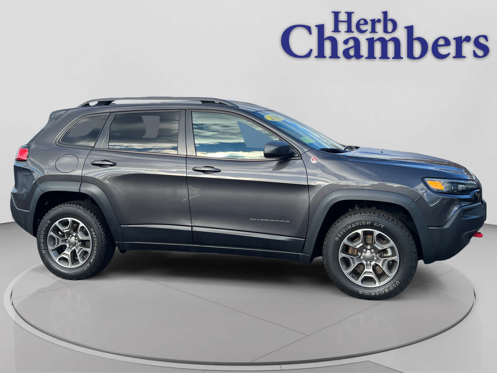 used 2021 Jeep Cherokee car, priced at $25,497