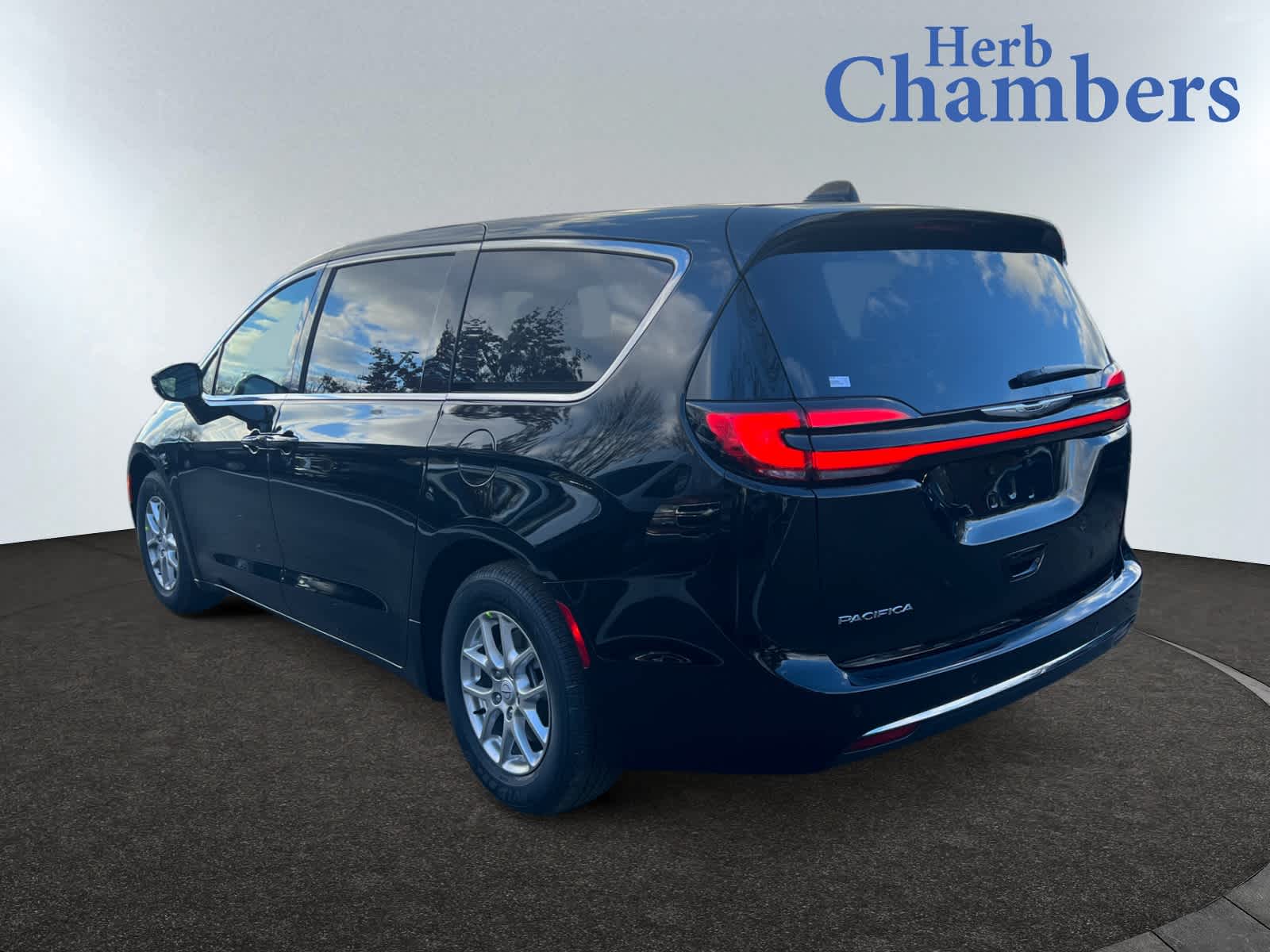 new 2026 Chrysler Pacifica car, priced at $46,335