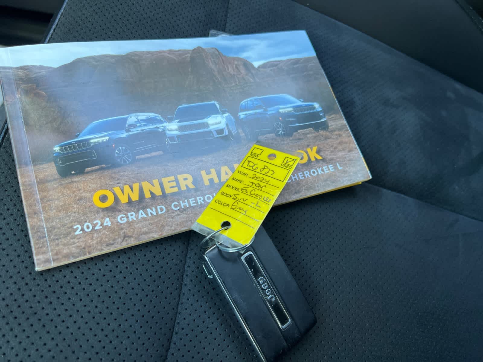 used 2024 Jeep Grand Cherokee L car, priced at $33,097