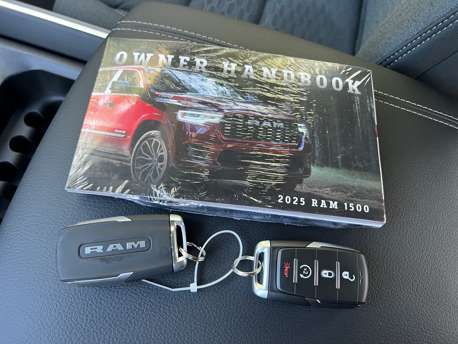 new 2025 Ram 1500 car, priced at $55,650