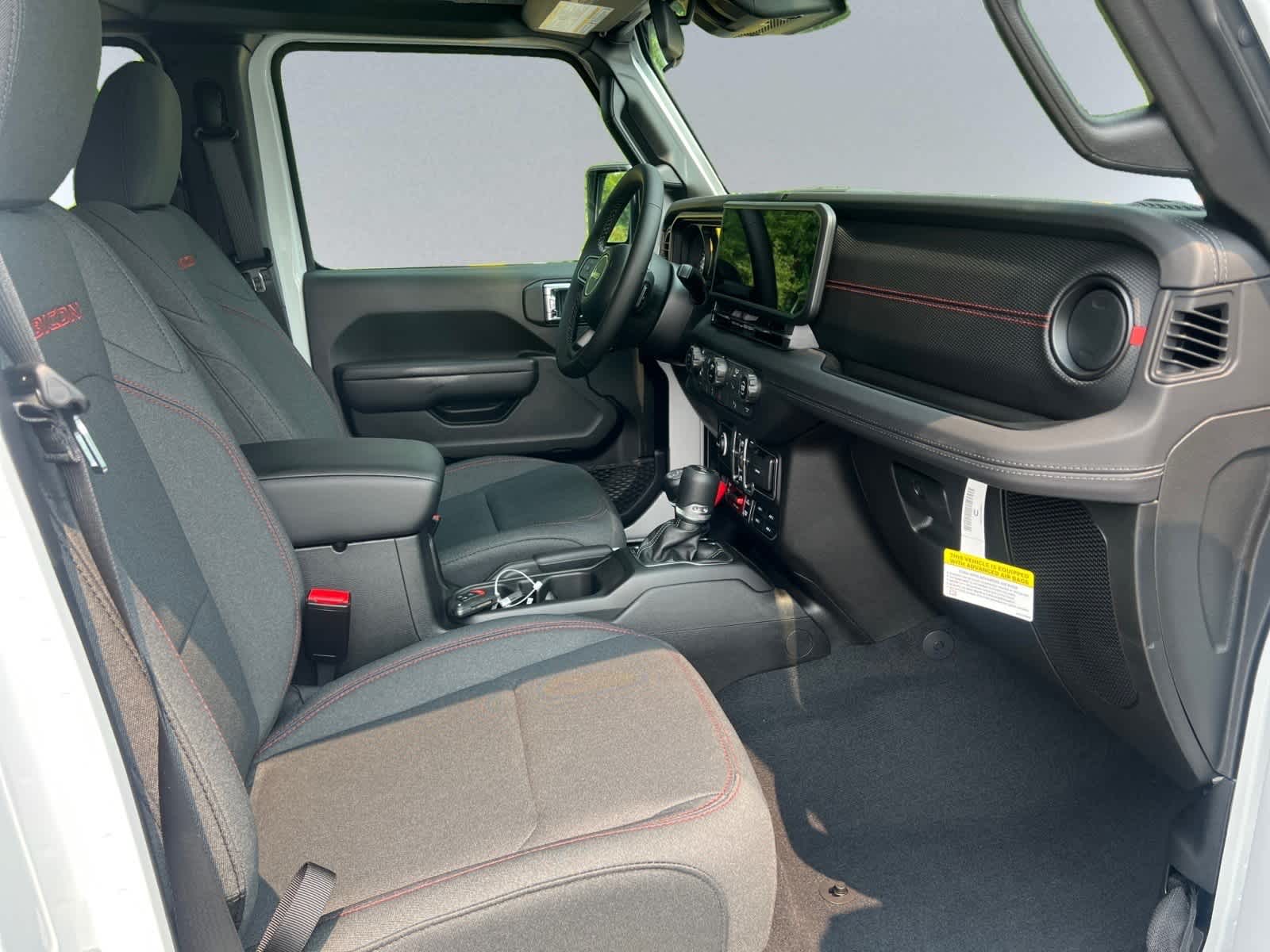 new 2025 Jeep Wrangler car, priced at $59,405