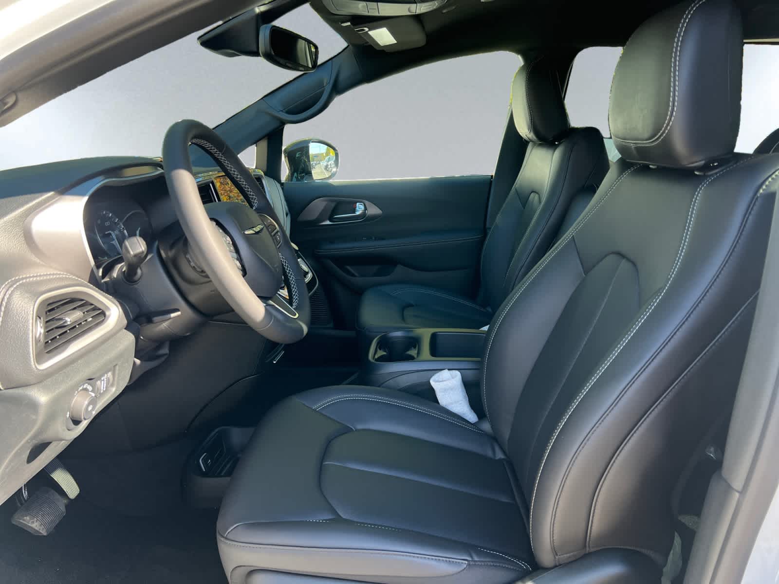 new 2026 Chrysler Pacifica car, priced at $48,360