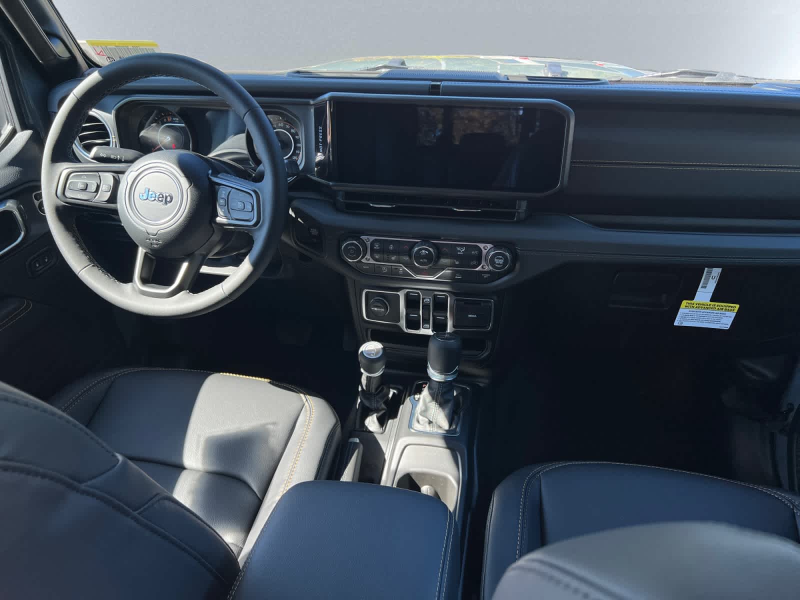 new 2025 Jeep Gladiator car, priced at $46,750